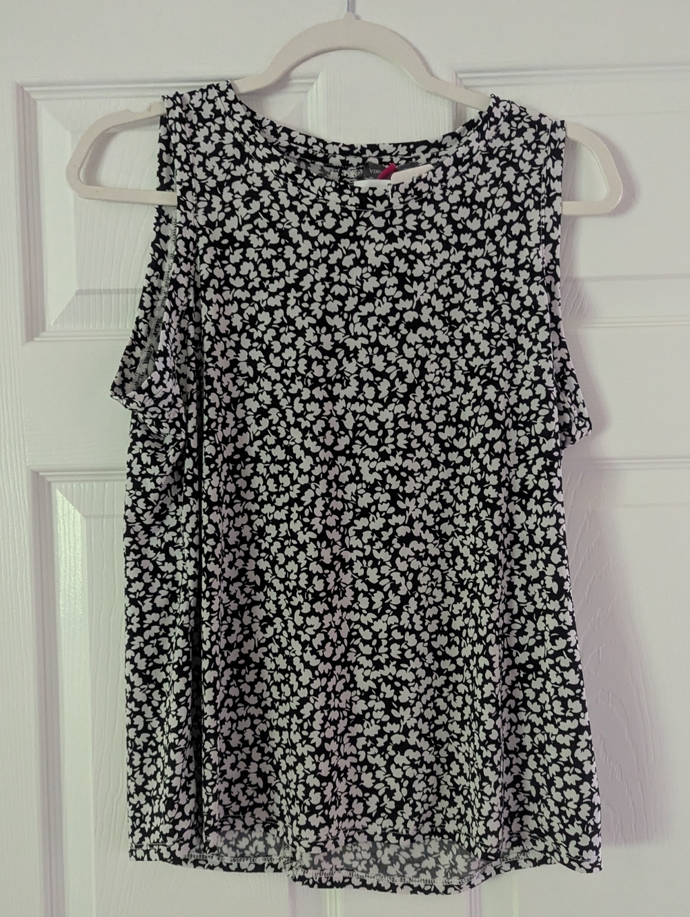 Vince Camuto Sleeveless Blouse Womens M Black White Floral Career Tank Top
